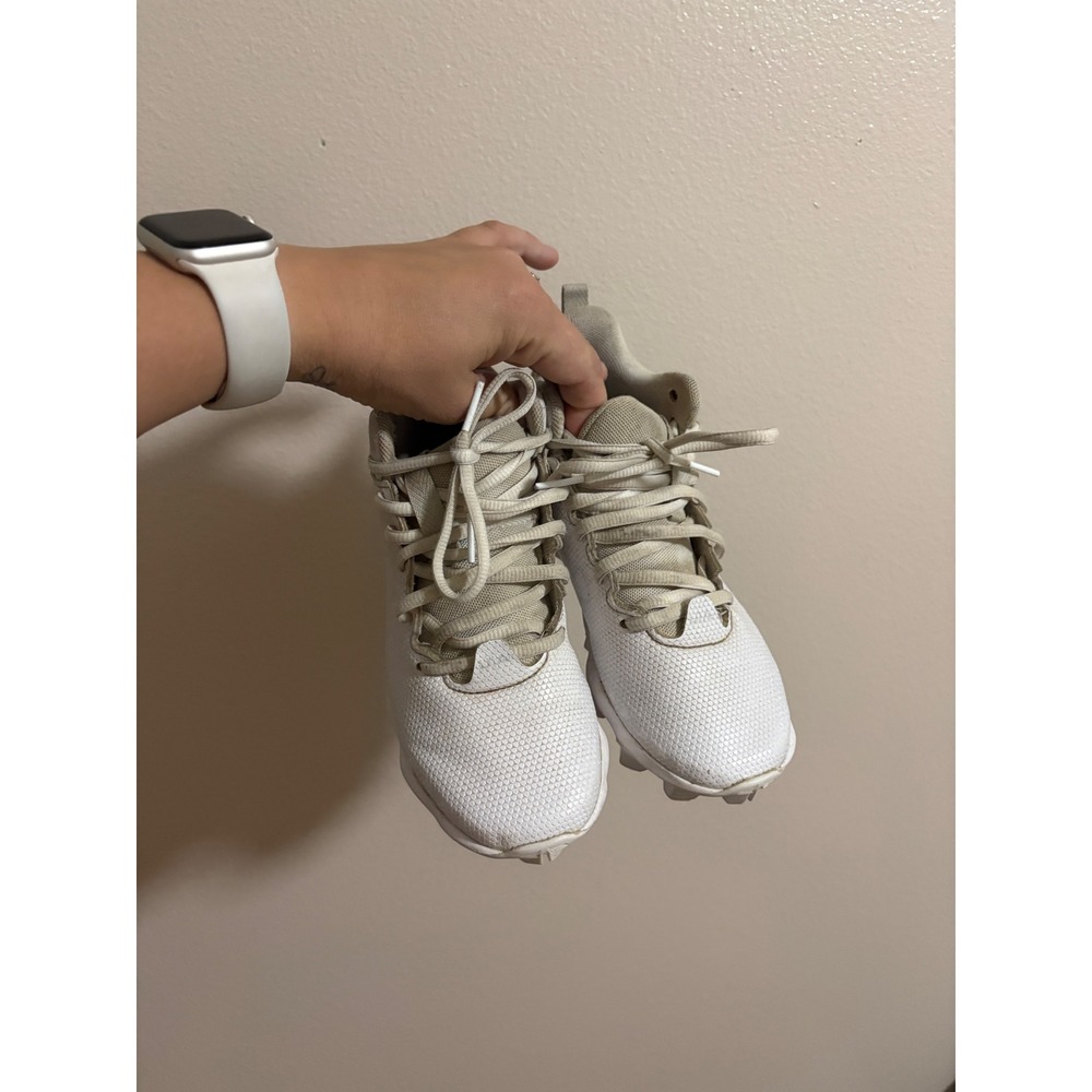 Under Armour Kids Spotlight Franchise Football Cleats White Athletic Shoes  1Y